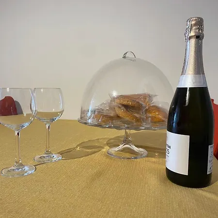 Natura Open Space Con Giardino בית נופש טרנטו